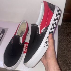 CHECKERBOARD SLIP-ON VANS LOW‼️